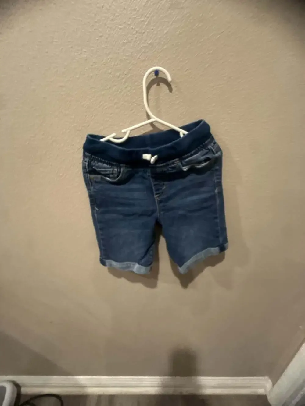Old Navy Stretch Denim Pull-On Bermuda Shorts